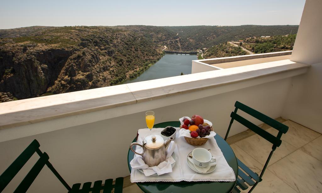 Hotel Parador Santa Catarina Miranda do Douro Ngoại thất bức ảnh