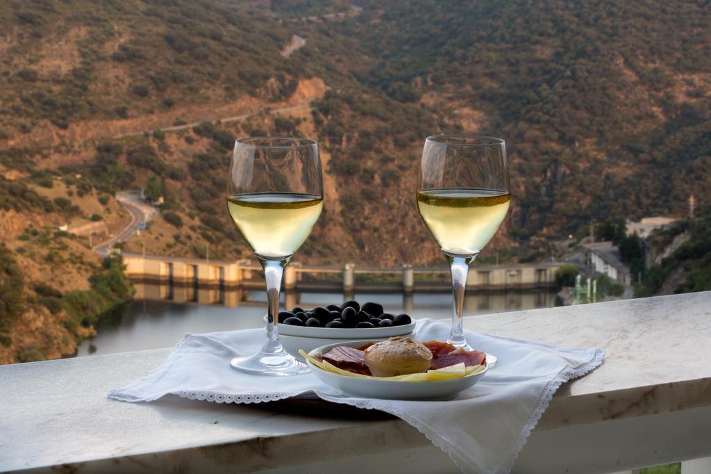 Hotel Parador Santa Catarina Miranda do Douro Ngoại thất bức ảnh