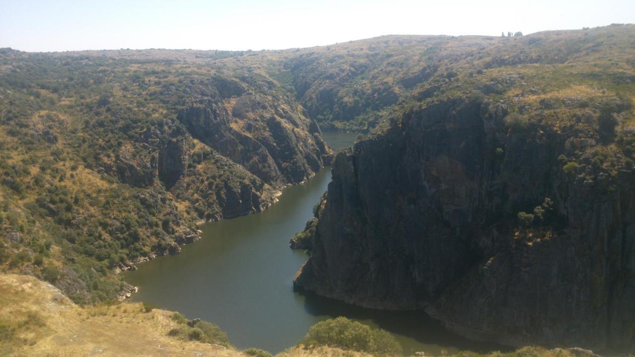 Hotel Parador Santa Catarina Miranda do Douro Ngoại thất bức ảnh